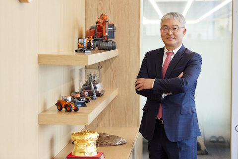 HD HYUNDAI INFRACORE CEO image